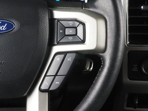 Used 2020 Ford F250 Lariat w/ Lariat Value Package image 28