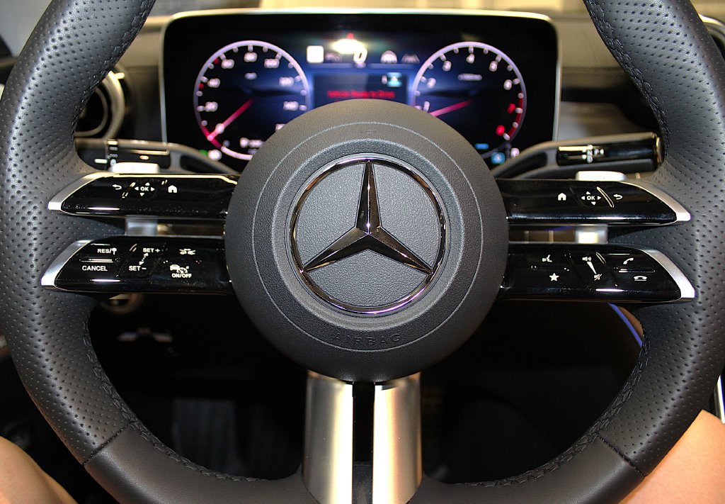 Used 2026 Mercedes-Benz C 300 4MATIC Sedan image 13