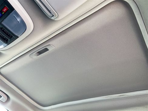 Used 2024 Subaru Impreza 2.0i Sport image 23