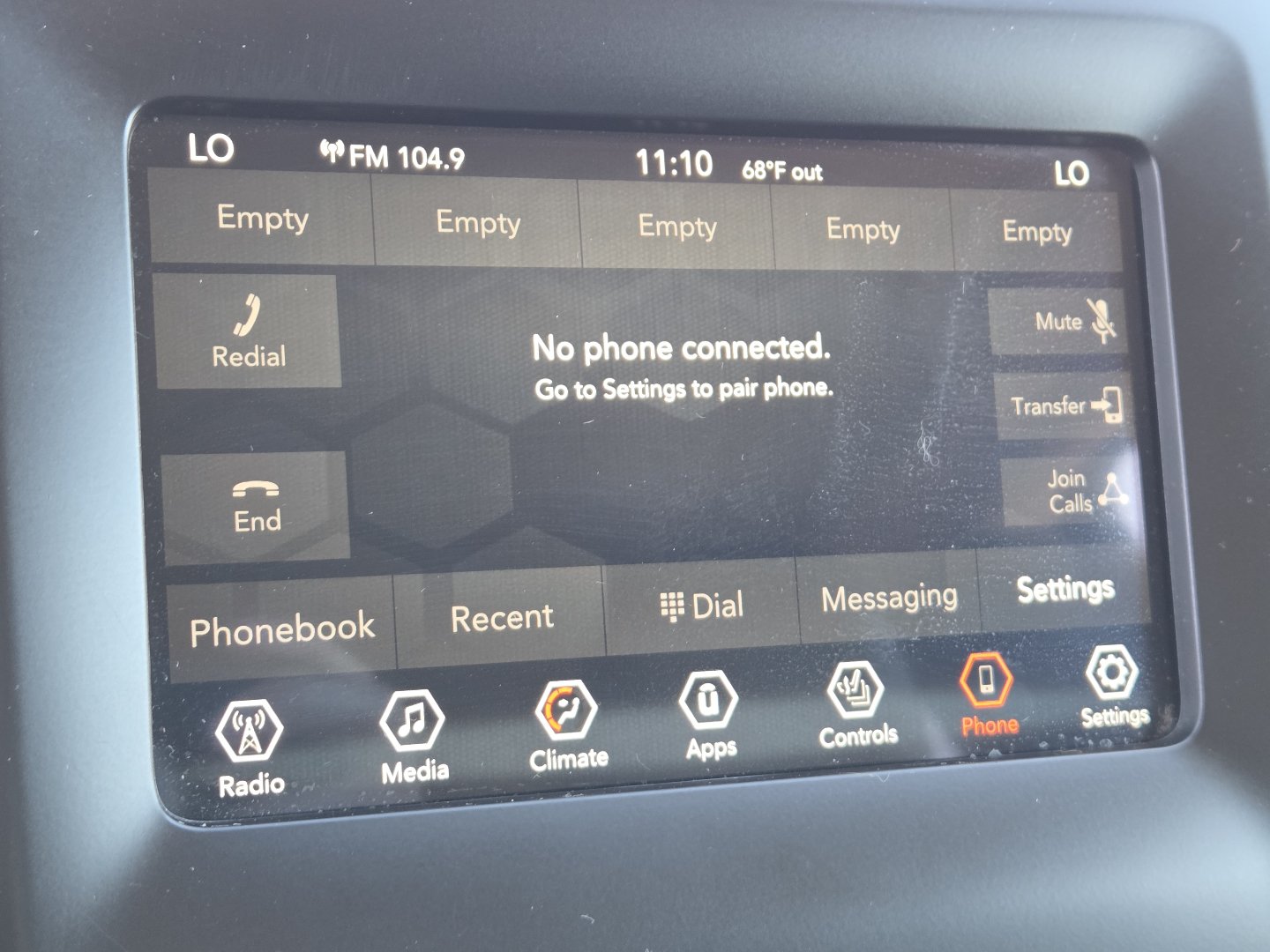 Used 2019 Jeep Cherokee Latitude Plus w/ Comfort/Convenience Group AWD/4WD image 3