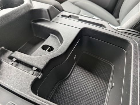 Used 2022 RAM 1500 Big Horn image 24