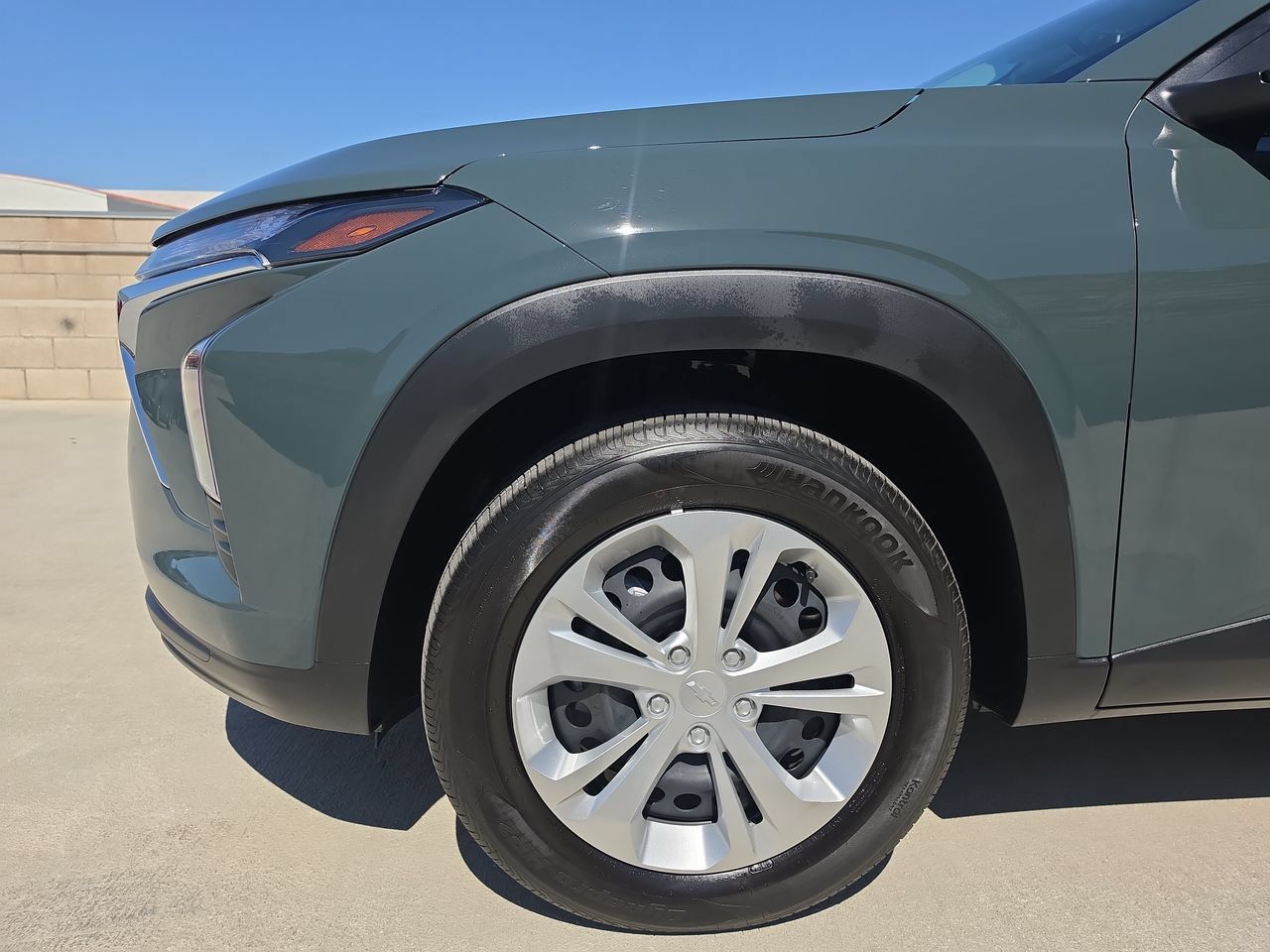Used 2026 Chevrolet Trax LS FWD image 31