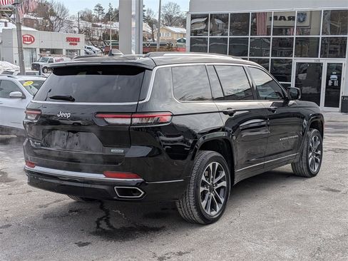 Used 2023 Jeep Grand Cherokee L Overland image 6