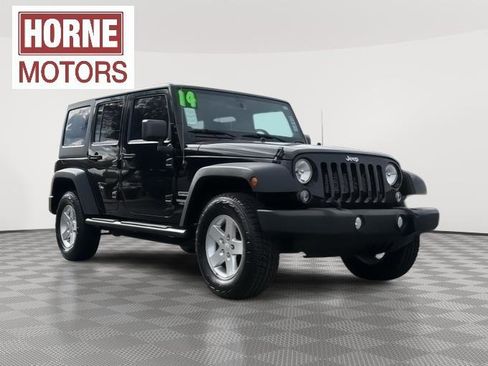 Used 2014 Jeep Wrangler Unlimited Sport w/ Quick Order Package 24S image 2