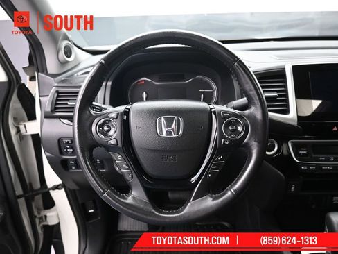 Used 2019 Honda Ridgeline RTL-E image 23