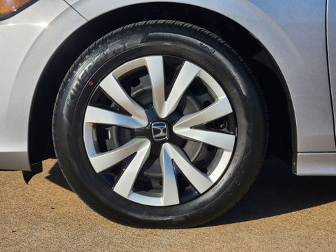 Used 2024 Honda Civic LX image 14