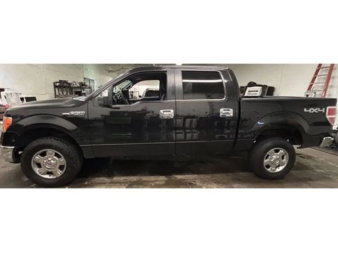 Used 2014 Ford F150 XLT image 2