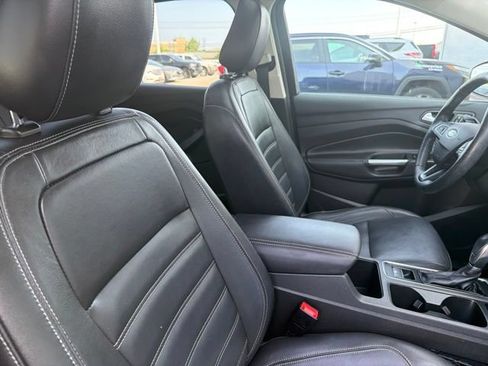 Used 2018 Ford Escape Titanium w/ Ford Safe & Smart Package FWD image 27