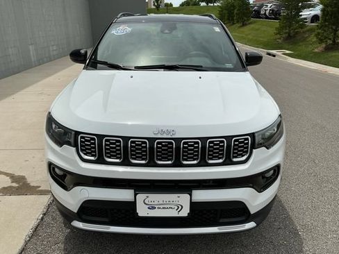 Used 2024 Jeep Compass Limited AWD/4WD image 9