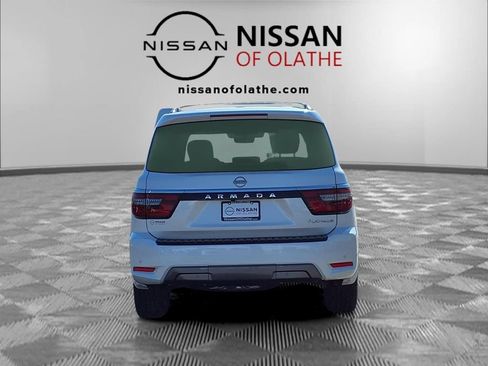 Used 2024 Nissan Armada Platinum w/ Captain's Chairs Package AWD/4WD image 30