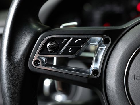 Used 2018 Porsche 911 Targa 4S image 37