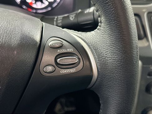 Used 2017 Nissan Pathfinder SL w/ SL Tech Package image 20