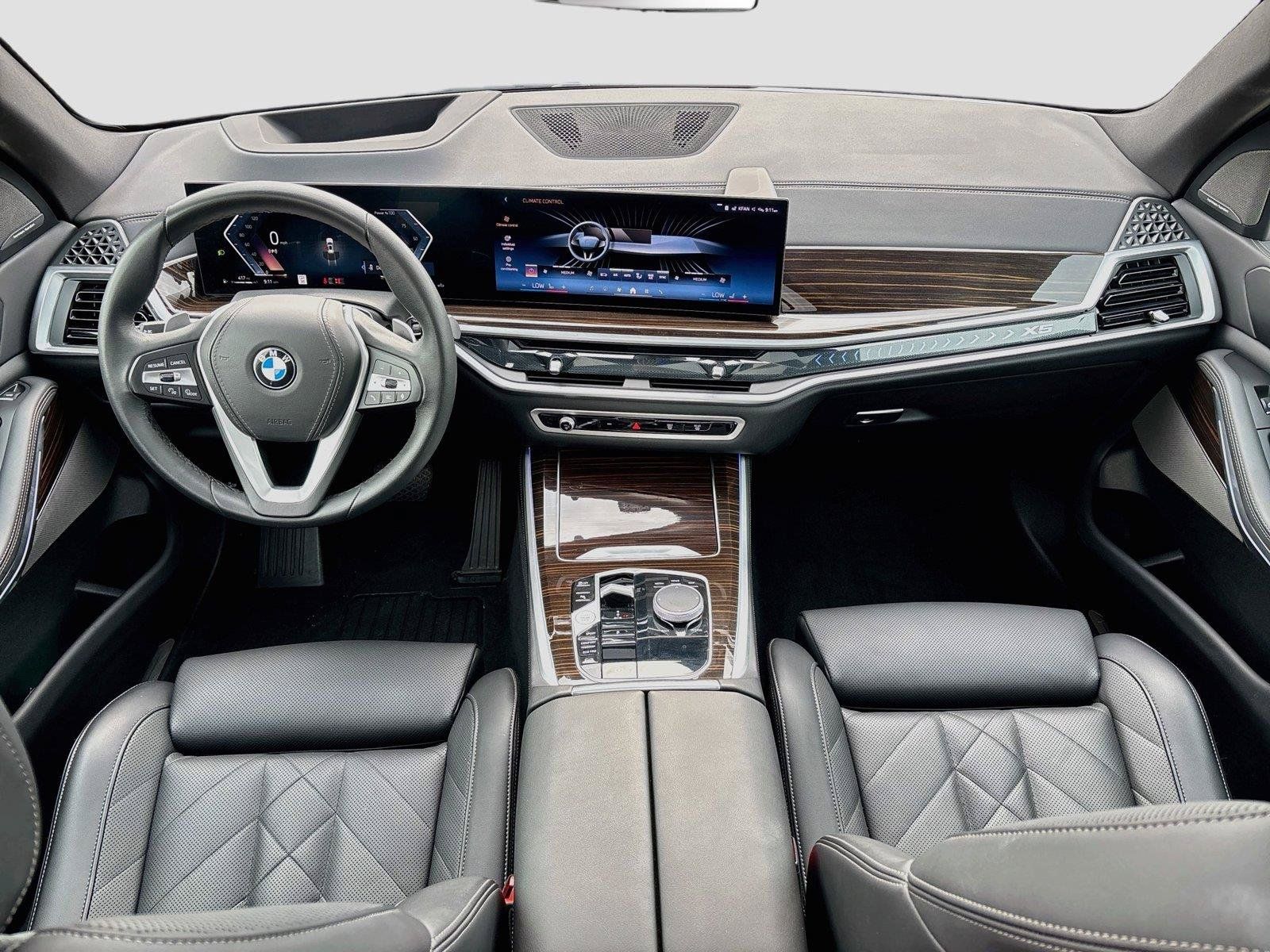 Used 2026 BMW X5 xDrive40i AWD/4WD image 32
