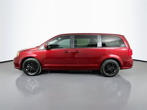 Used 2020 Dodge Grand Caravan GT image 4