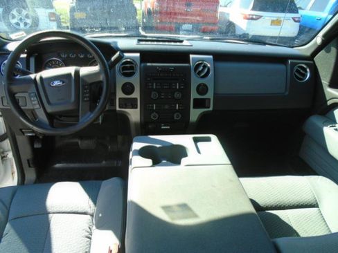 Used 2014 Ford F150 XLT image 11