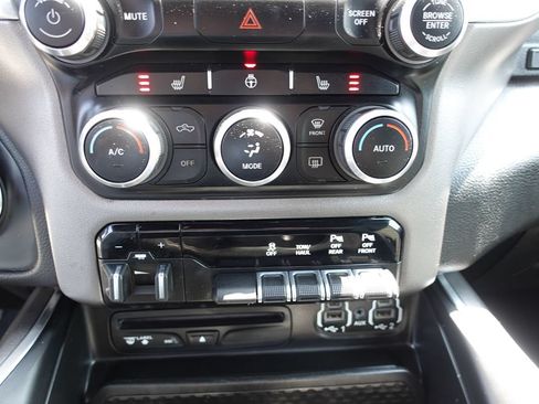 Used 2019 RAM 1500 Big Horn AWD/4WD image 46