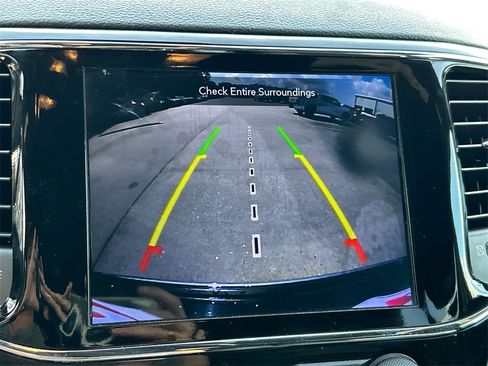 Used 2020 Jeep Grand Cherokee Limited w/ Luxury Group II image 15