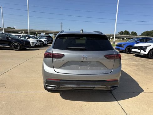 Used 2024 Buick Envision Sport Touring AWD/4WD image 20