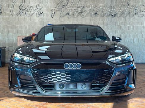 Used 2023 Audi e-tron GT Premium Plus image 2