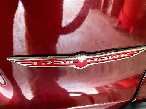 Used 2019 Jeep Cherokee Trailhawk w/ Comfort & Convenience Group image 24