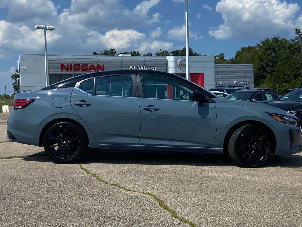 Used 2025 Nissan Sentra SR w/ Midnight Edition FWD image 2