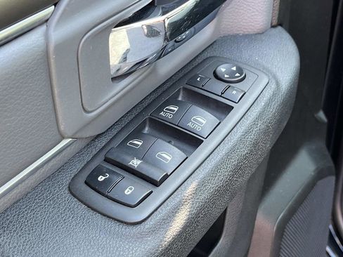 Used 2024 RAM 1500 Classic SLT image 26