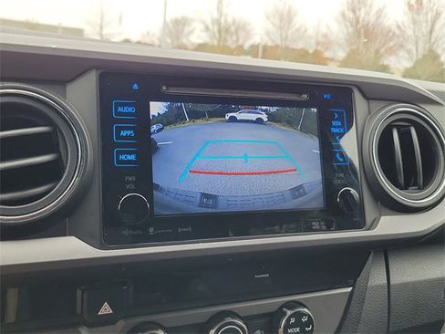 Used 2017 Toyota Tacoma TRD Sport w/ Tow Package image 23