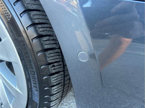 Used 2022 Tesla Model 3 Long Range image 16