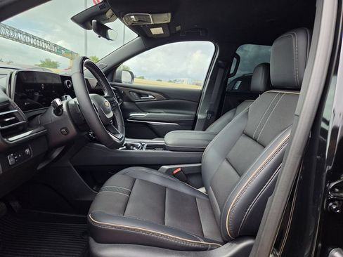 Used 2026 Chevrolet Traverse High Country w/ LPO, Floor Liner Package FWD image 26
