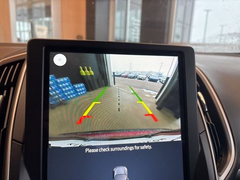 Used 2022 Ford Edge SEL w/ Convenience Package image 26