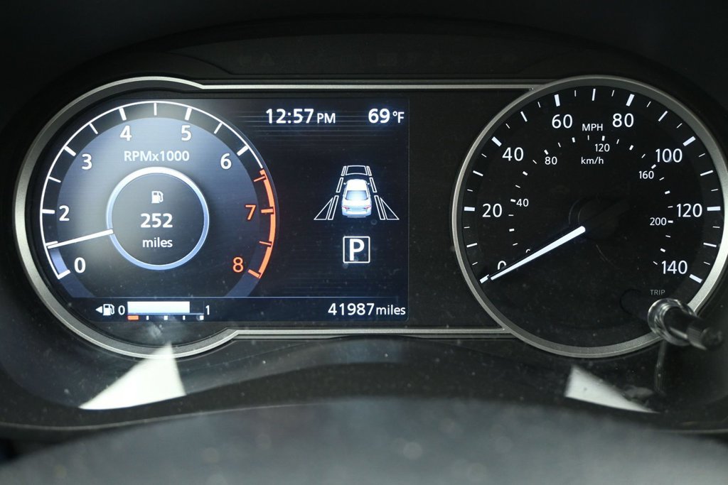 Certified 2025 Nissan Versa SV FWD image 17