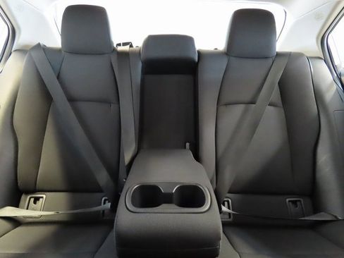 Used 2024 Toyota Corolla LE image 24