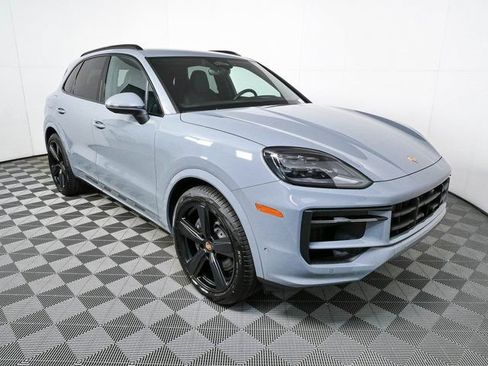 New 2026 Porsche Cayenne AWD/4WD image 27