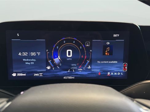 Used 2025 Chevrolet Traverse Z71 w/ Driver Confidence Package AWD/4WD image 14