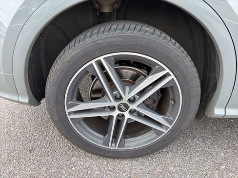 Used 2020 Audi SQ5 Premium Plus w/ Premium Plus Package image 11