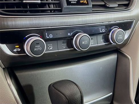 Used 2021 Honda Accord LX image 14