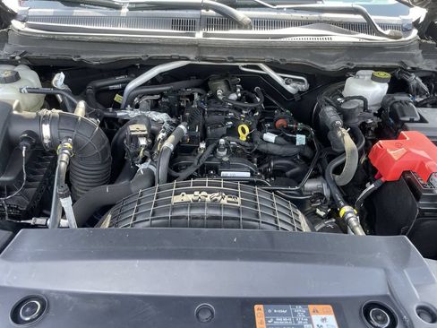 Used 2019 Ford Ranger XLT w/ Equipment Group 302A Luxury AWD/4WD image 15