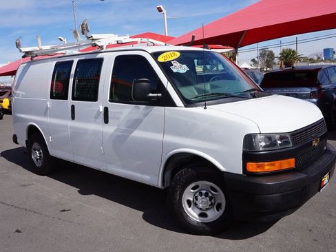 Used 2018 Chevrolet Express 2500 w/ Driver Convenience Package image 2
