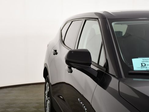 Used 2025 Chevrolet Blazer LT AWD/4WD image 14