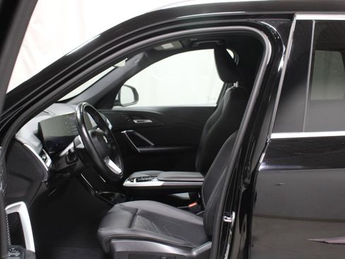 Used 2023 BMW X1 xDrive28i w/ Convenience Package AWD/4WD image 2