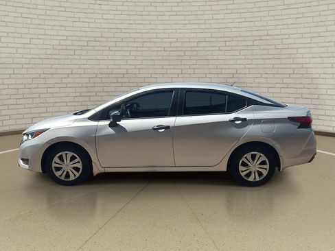 Used 2024 Nissan Versa S w/ Trunk Package FWD image 8