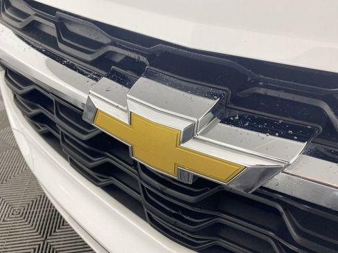 Certified 2025 Chevrolet Trax LT w/ Driver Confidence Package image 31