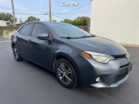 Used 2016 Toyota Corolla LE image 3