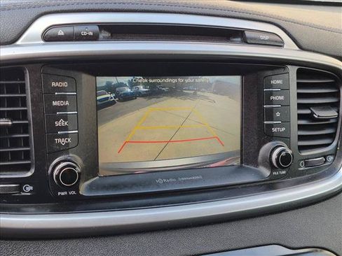 Used 2019 Kia Sorento FWD w/ LX Convenience Package image 20