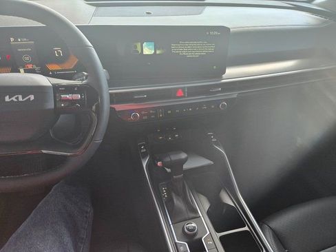 New 2026 Kia Sorento S w/ S Panoramic Sunroof Package image 2