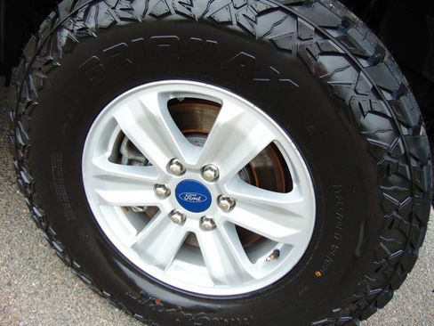 Used 2019 Ford F150 XL w/ XL Power Equipment Group AWD/4WD image 42