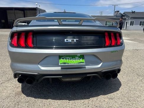 Used 2021 Ford Mustang GT Premium w/ GT Performance Package RWD image 6