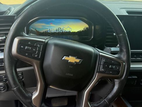 Used 2022 Chevrolet Silverado 1500 High Country w/ High Country Premium Package image 33