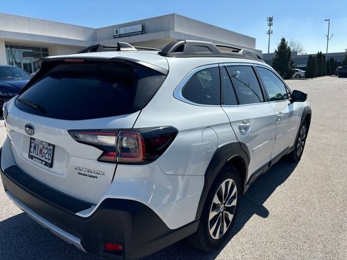 Used 2025 Subaru Outback Limited image 7