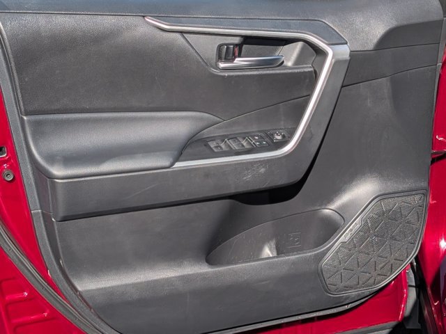 Used 2023 Toyota RAV4 XLE w/ Convenience Package FWD image 10